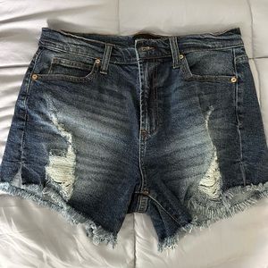 NEW Kendall/Kylie Jean shorts